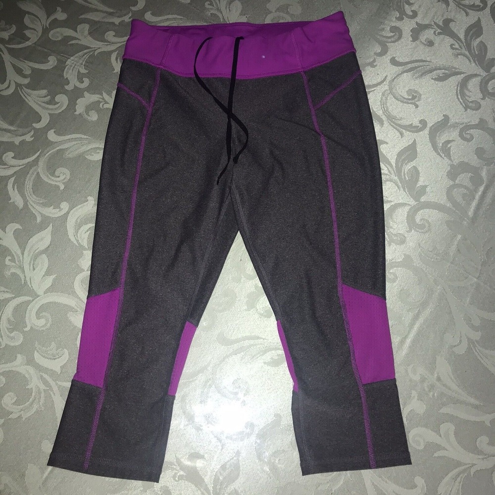 Xersion Capri Leggings Gray Purple Fitted Heathered Mesh Panel Workout Pants